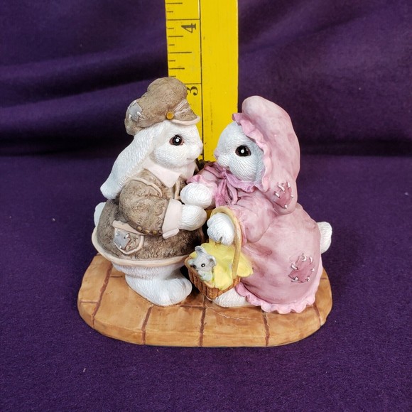 Patchville Bunnies Honey Bunny w/original box 1996 Easter Rabbit Bunny Valentine - Picture 7 of 7